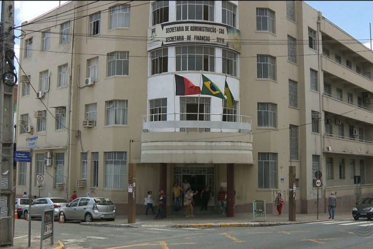 Campina Grande reclama e diz que recebeu R$ 8 milhões a menos do que o necessário para pagar o piso da enfermagem