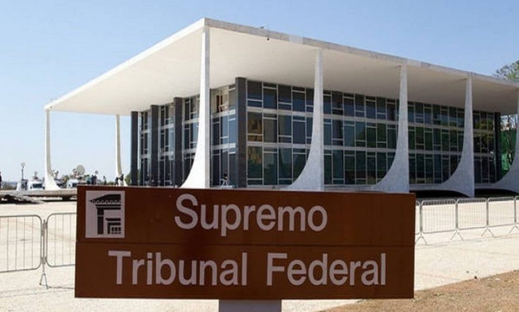 STF vai julgar se uso de símbolos religiosos em órgãos públicos fere o Estado laico