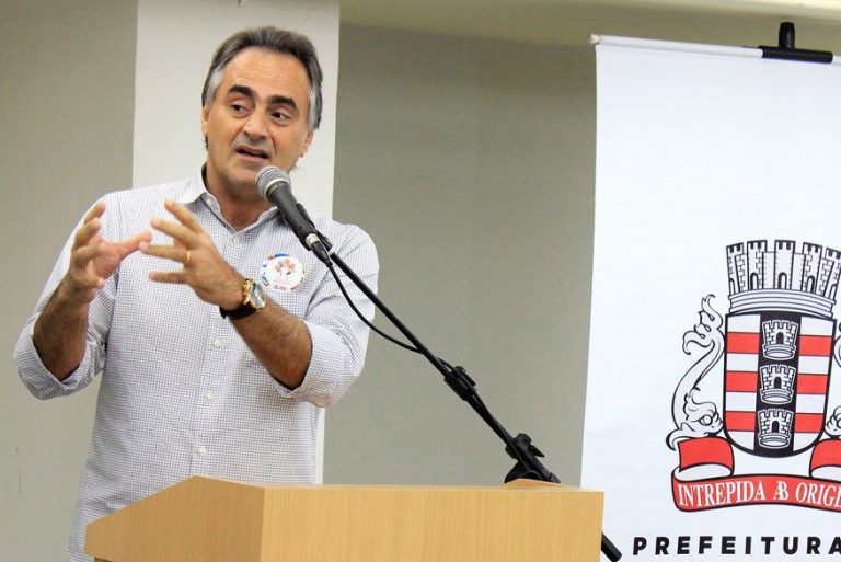 Mesmo com apenas 2% das intenções de votos de pesquisa do PT, Luciano Cartaxo defende candidatura