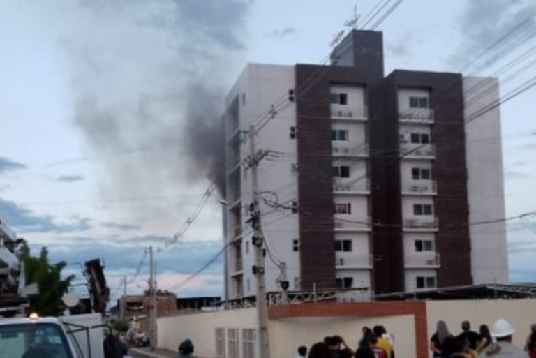 Incêndio atinge apartamento em Sousa, no Sertão da Paraíba
