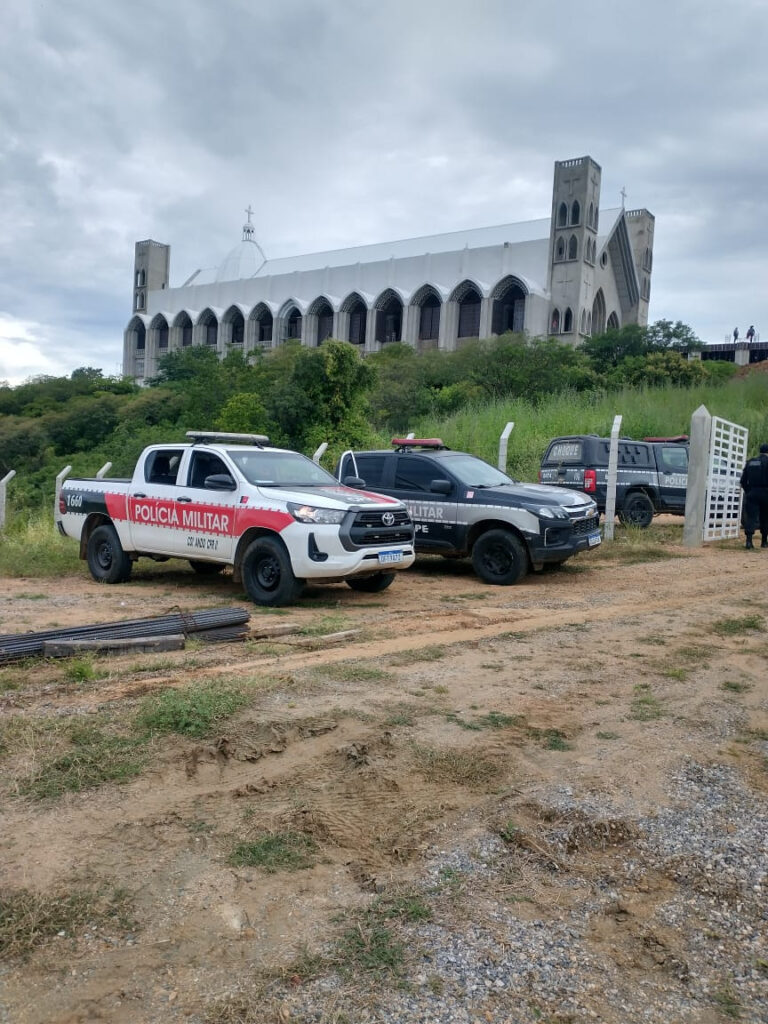 Polícia Militar localiza suspeito que fugiu pela área de caatinga dep