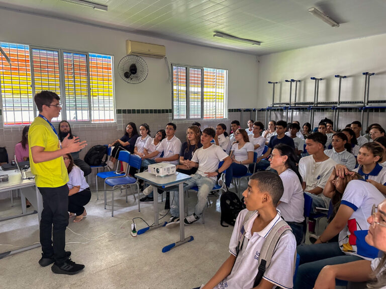 Saúde realiza ações educativas sobre o Dia Mundial de Combate ao Tabagismo