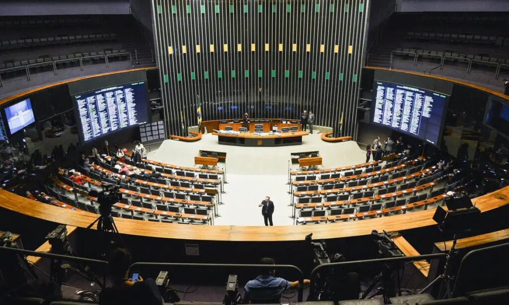Maioria dos deputados paraibanos votou a favor da castração química de pedófilos