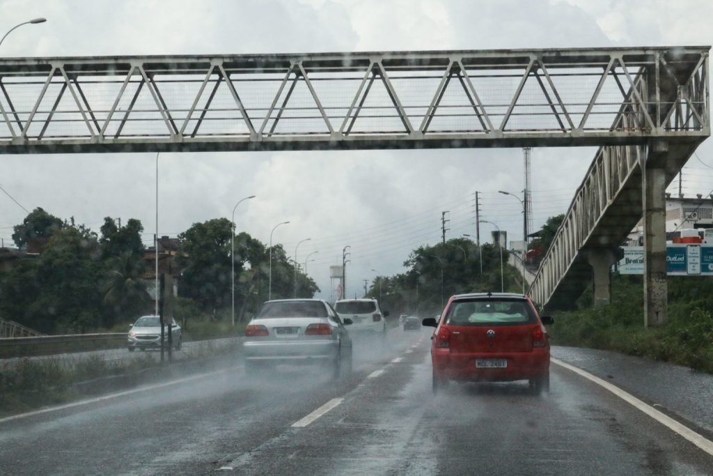 Inmet divulga novo alerta de chuvas intensas e ventos fortes para 36 municípios da Paraíba