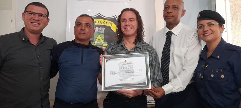 Guarda Civil Municipal de Campina Grande homenageia o senador Veneziano Vital do Rêgo