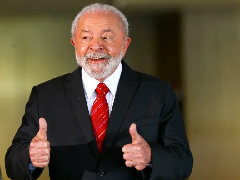 Após cirurgia de catarata, Lula retomará atividades oficiais na segunda-feira (2)