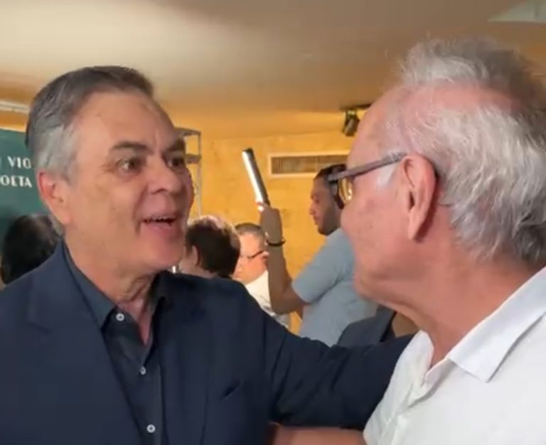 Cícero tenta convencer Pedro a ser vice e busca Cássio para intermediar solução