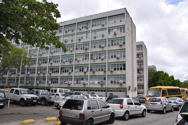 Nova lei garante aos servidores estaduais da PB folga no dia do aniversário