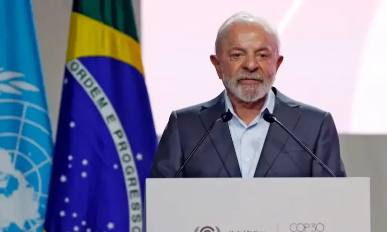 Lula decide reduzir tributos sobre gasolina para combater efeitos da guerra no Irã