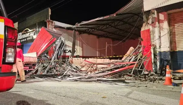 Vítimas de desabamento reformavam estrutura para evitar queda em Campina Grande