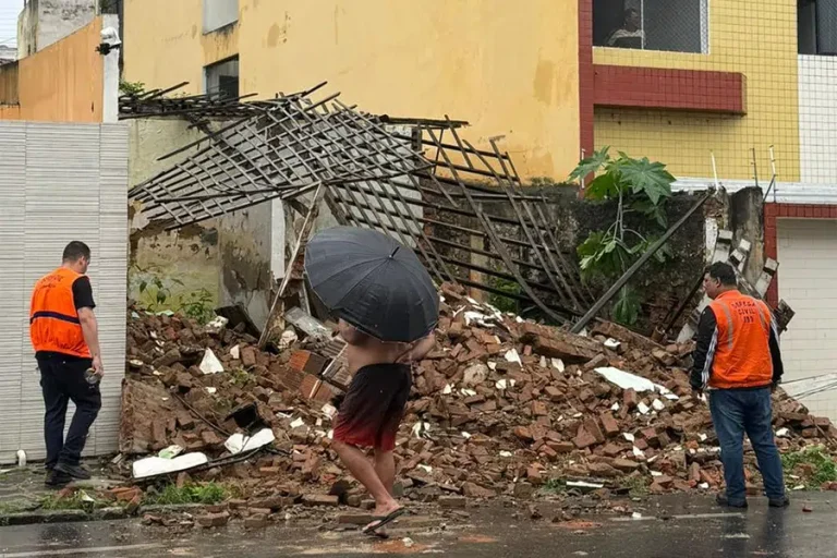 Aesa prevê chuvas fortes nas próximas 48 horas em todo o estado