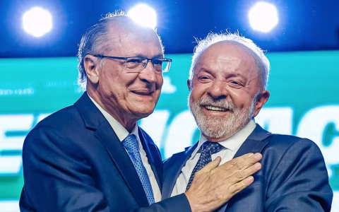 Geraldo Alckmin é oficializado pelo PSB como candidato à vice-presidência na chapa de Lula à reeleição