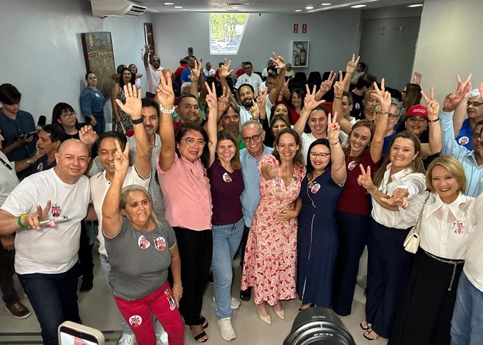 Filha de Cicero Lucena Janine Lucena é anunciada como primeira suplente de Veneziano Vital