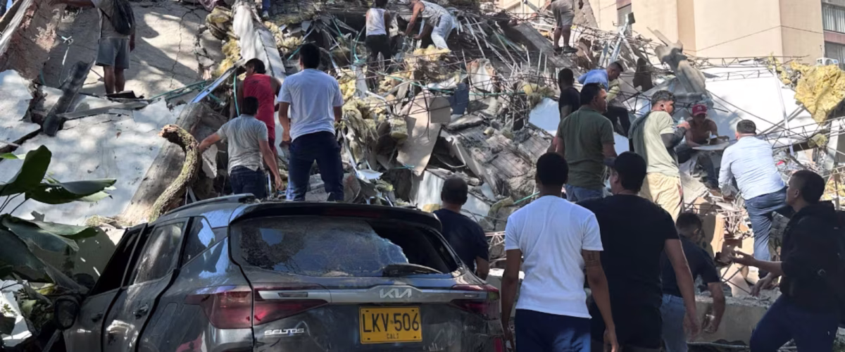 Terremoto atinge a Colômbia, deixa mais de 100 mortos e causa desabamentos