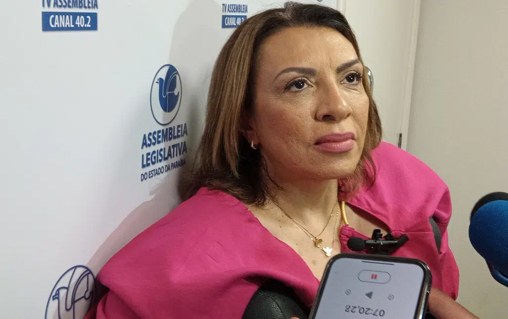 Cida Ramos rebate Aguinaldo sobre suposta pressão contra Lula