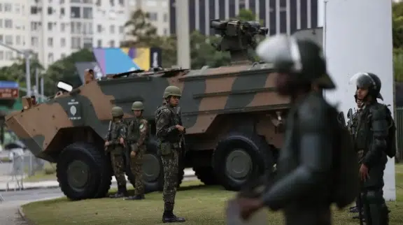 TSE aprova envio de tropas federais para cinco estados brasileiros