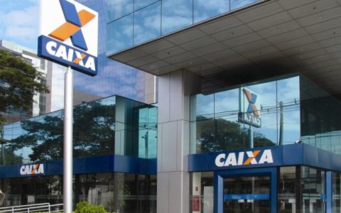 Greve da Caixa chega ao fim após decisão do TST; agências reabrem nesta quarta