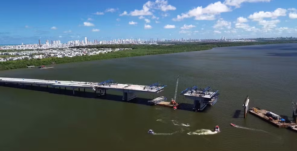 Desabamento em obra da Ponte do Futuro: morte de trabalhador que estava desaparecido é confirmada