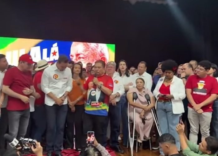 Adriano Galdino critica “pobre de direita” e situa Nordeste a favor de Lula contra Sul e Sudeste: “Somos nós contra eles”